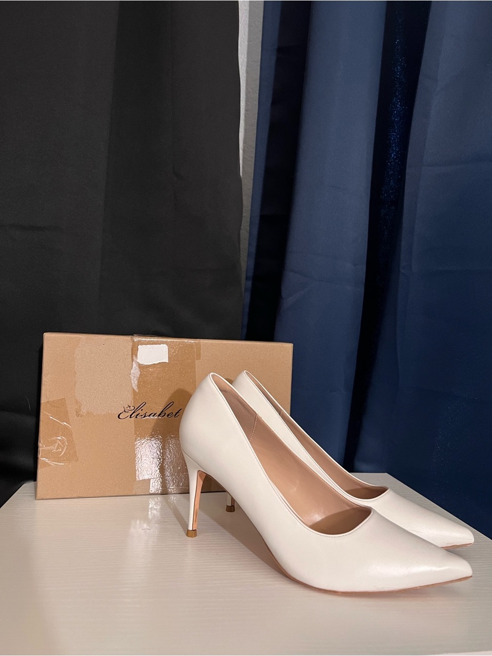 Elisabet Tang White Pointed Toe Stiletto Pumps Size 8